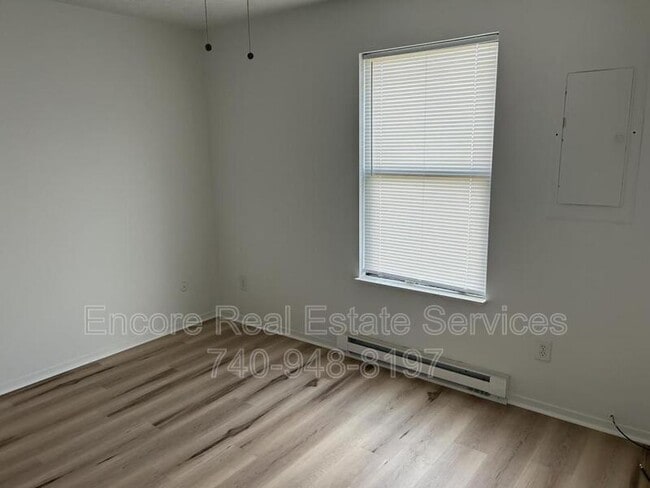 Building Photo - 270 Everett Ave