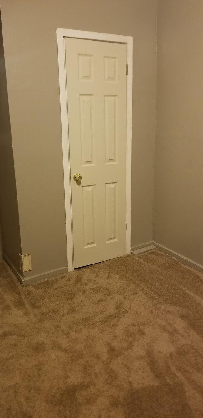 bedroom 2 - 328 Hancock St