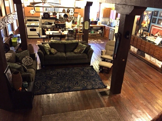 Living room - 11 Spruce St