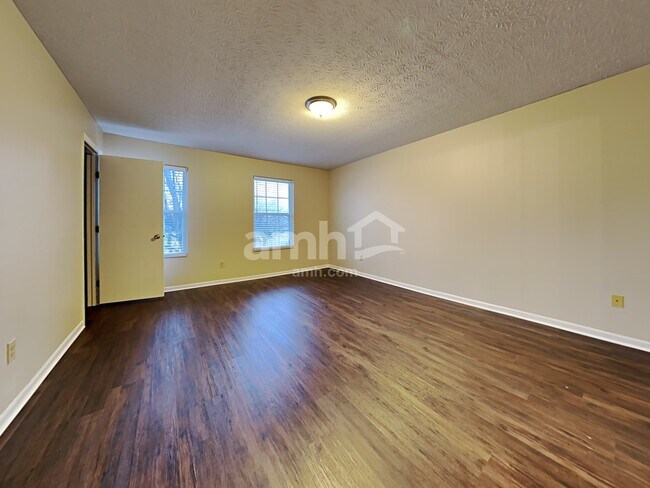 Building Photo - 6518 Jayfield Dr