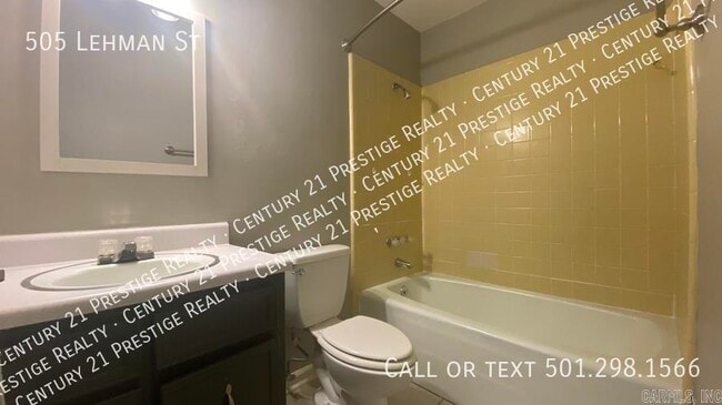 Building Photo - 505 Lehman Dr
