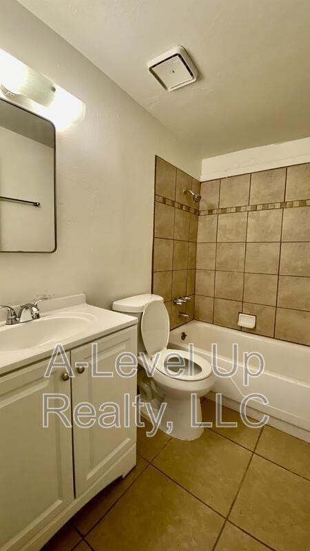 Building Photo - 3519 E Ellington Pl