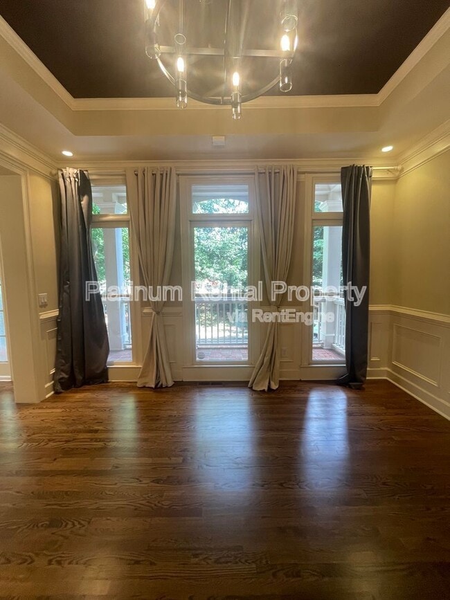 Building Photo - 1460 Wembley Ct NE