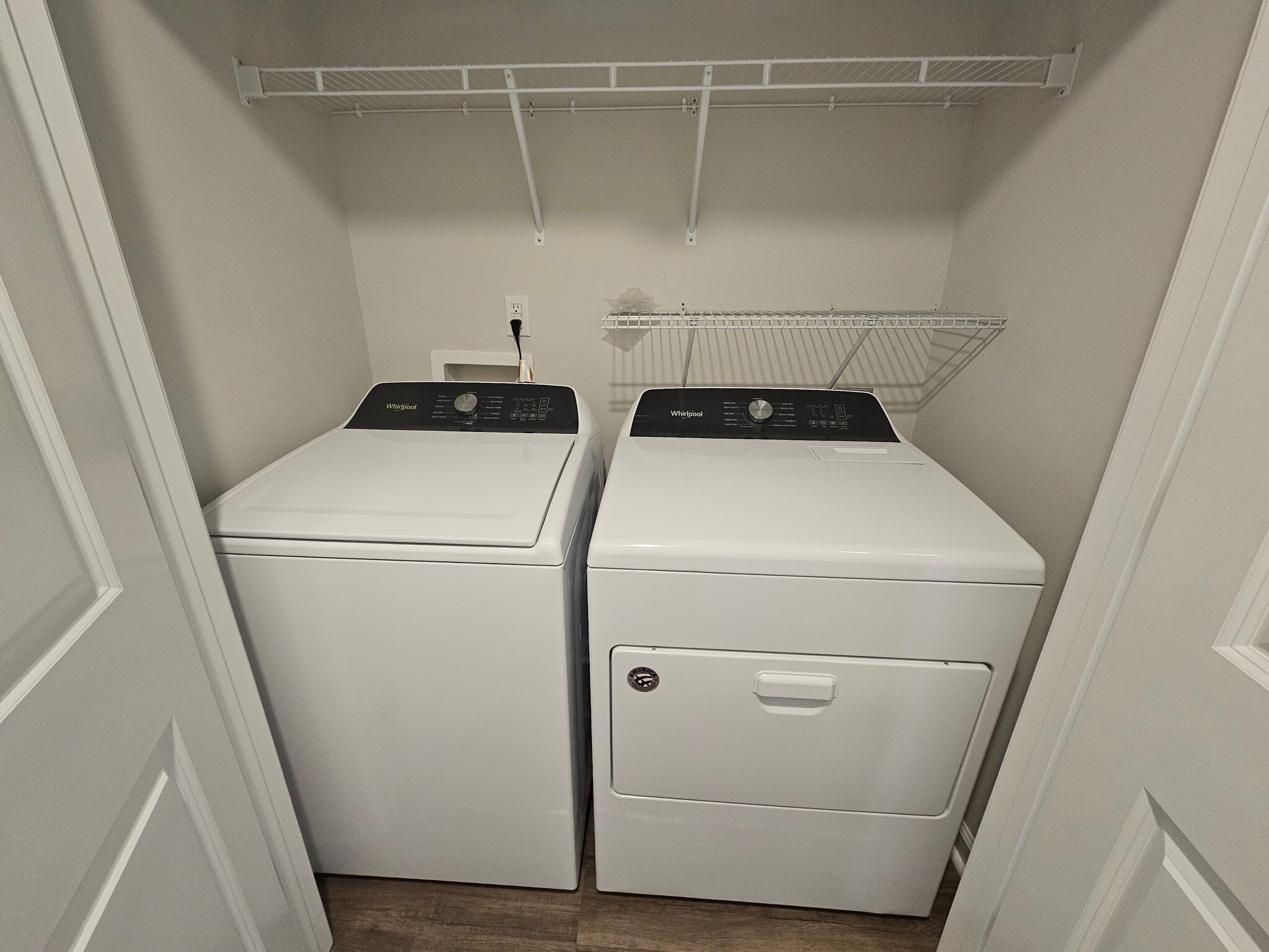 Building Photo - 7566 Knightbell Cir