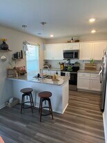 Building Photo - 621 Blossom Run