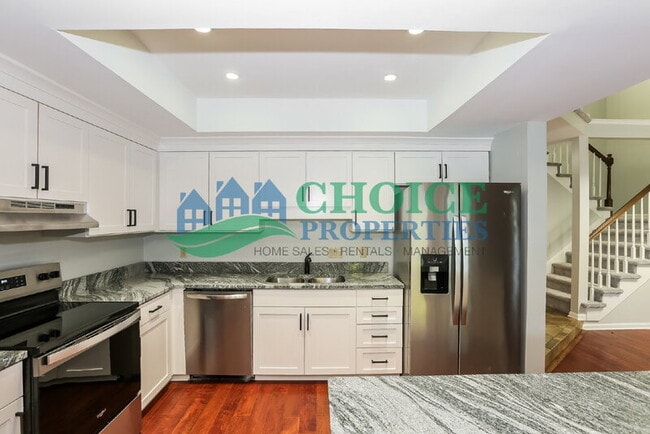 Building Photo - 9223 N Vicksburg Park Ct