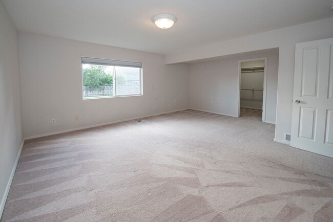 Building Photo - 11800 Alderwood Loop