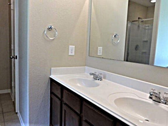 Building Photo - 2713 Sandberry Dr