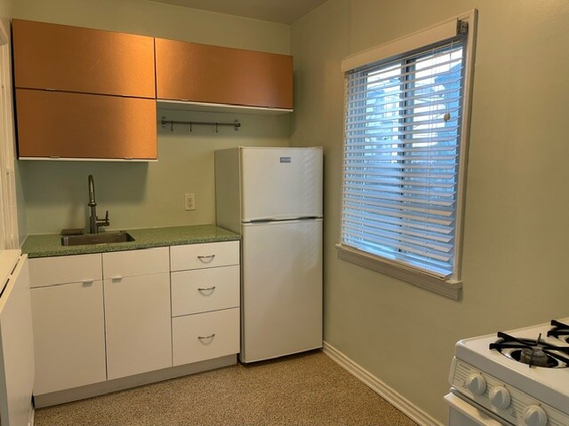 Building Photo - 41 Thornton Ave