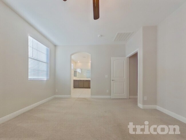 Building Photo - 11393 S 175th Dr