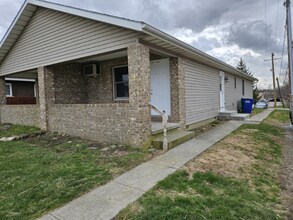 Building Photo - 1133 N North St