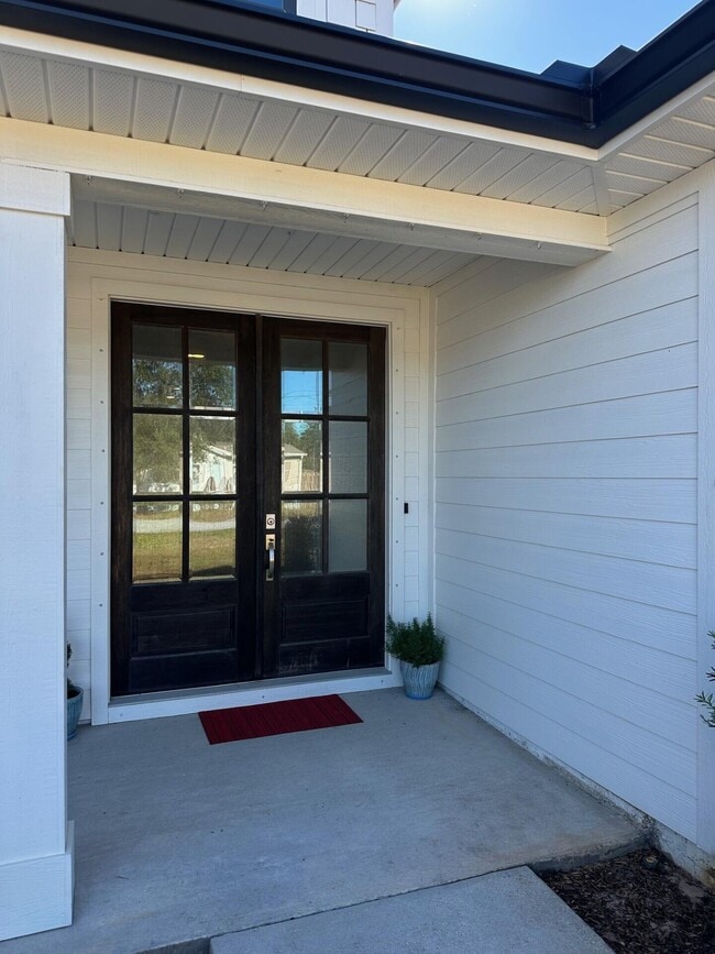 Building Photo - 4819 Whitewood Rd