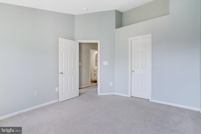 Building Photo - 6502 Trask Terrace