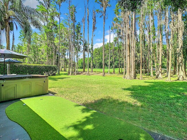 Building Photo - 5700 Saddlebrook Way