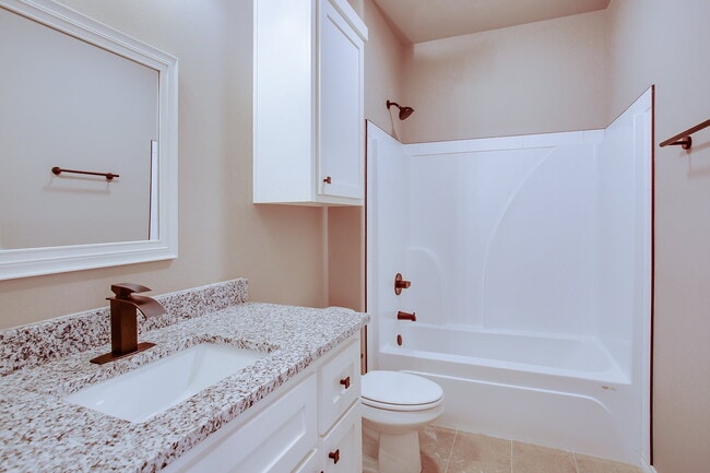 Building Photo - Like-New Construction 3/2/2 in Shallowater!