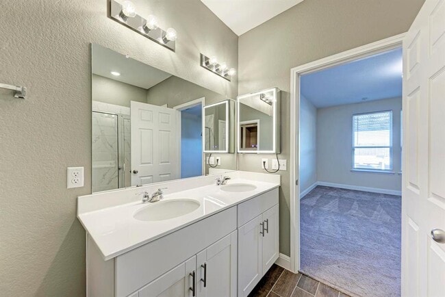 Building Photo - 1529 Brimhurst Dr