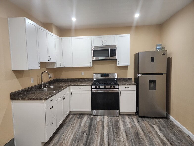 Building Photo - 509 Timber St