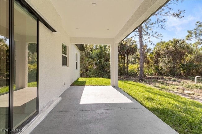 Building Photo - 1081 Desoto Blvd S