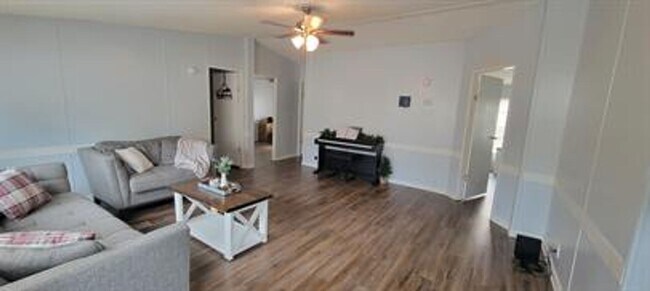 Building Photo - Prattville Mobile Home