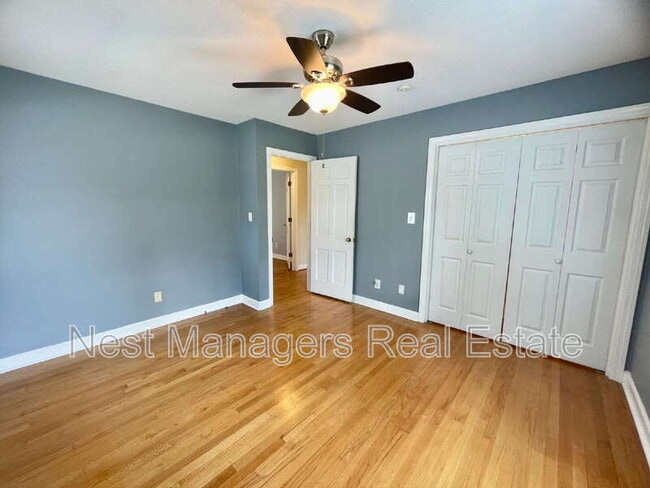 Building Photo - 2514 Dartmouth Dr