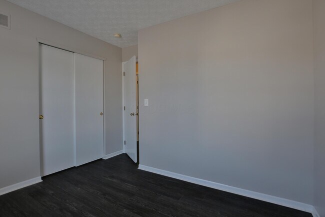 Building Photo - 1843 Canopy Ln