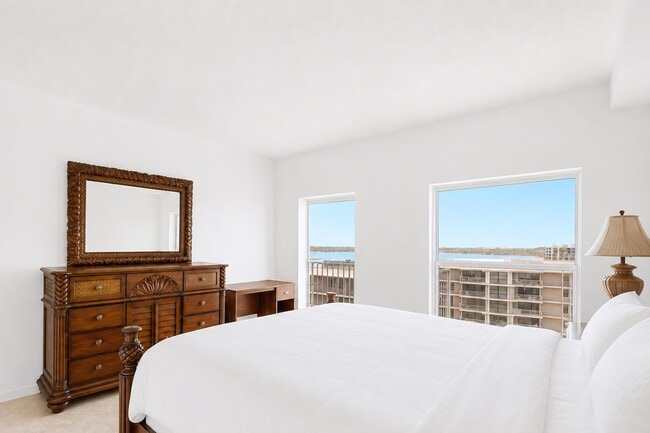 Building Photo - 3230 S Ocean Blvd