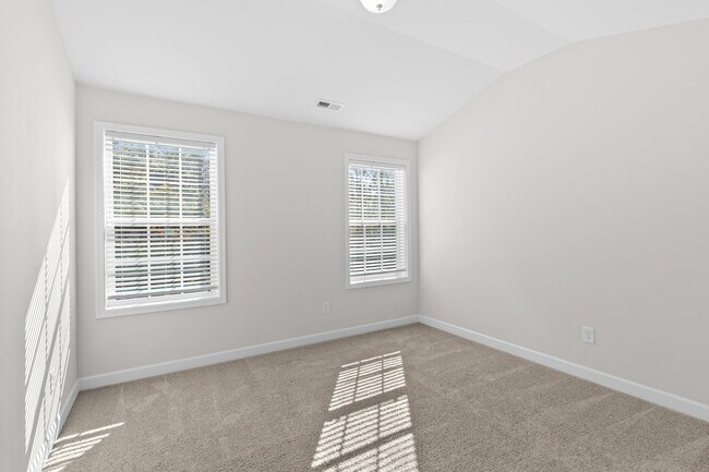 Building Photo - 4095 Irwin Dr