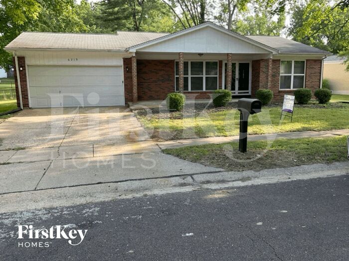 Primary Photo - 6219 Silver Fox Dr