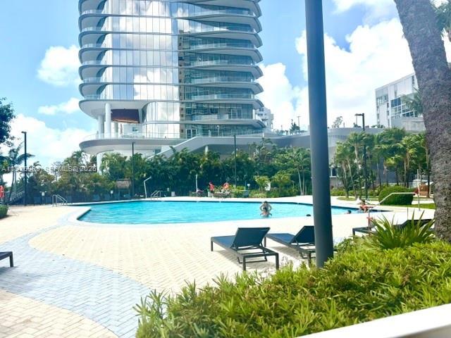 Building Photo - 2451 Brickell Ave