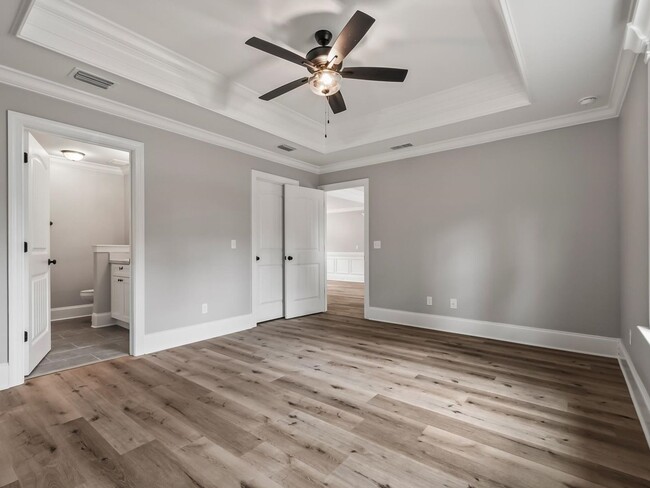 Building Photo - New 3 Bedroom Home Available Now!