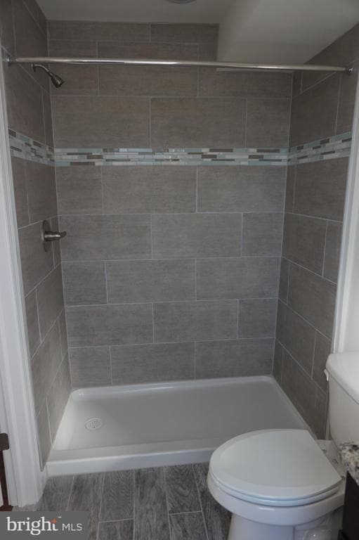 Building Photo - 132 Wendover St