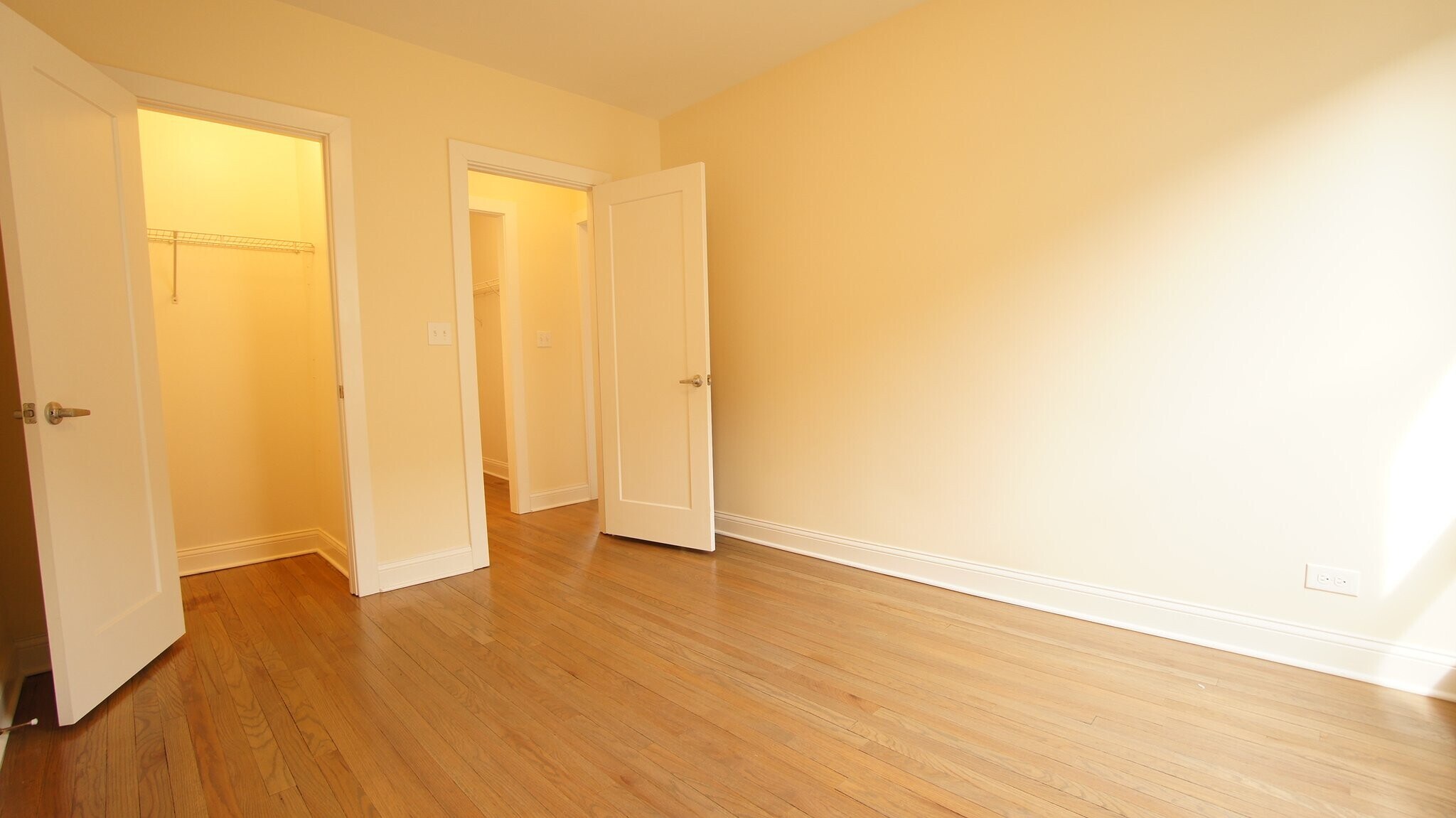 Building Photo - 2643 N Spaulding Ave