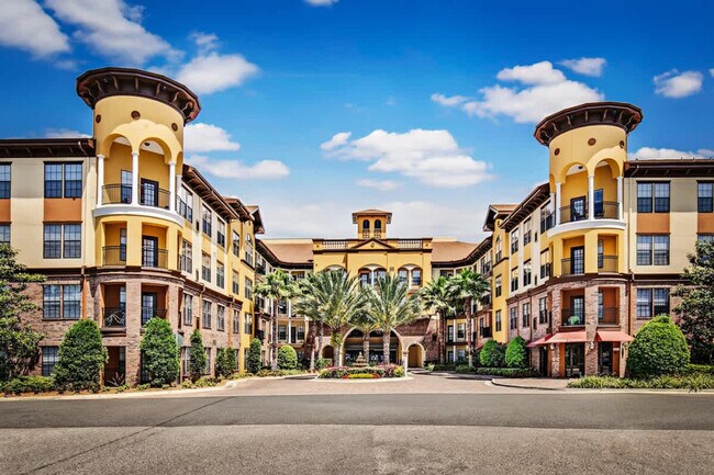 Building Photo - 2021 N Lemans Blvd