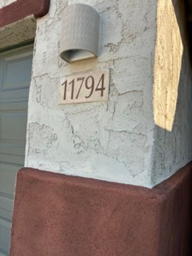 Building Photo - STUNNING NEWER HOME- GATED