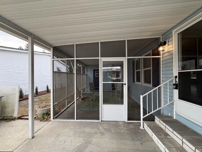 Building Photo - charming 3-bed, 2-bath home is located in the highly desired Strawberry Crest 55+ community