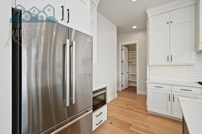 Building Photo - 10642 W Lothbury Dr