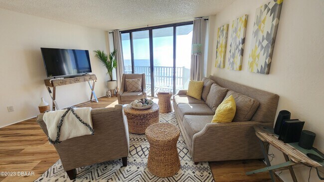 Building Photo - 3580 S Ocean Shore Blvd