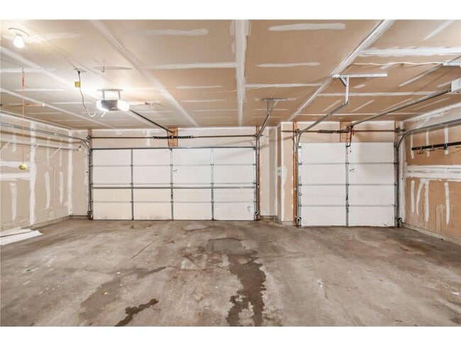 Building Photo - 18245 46th Ave N