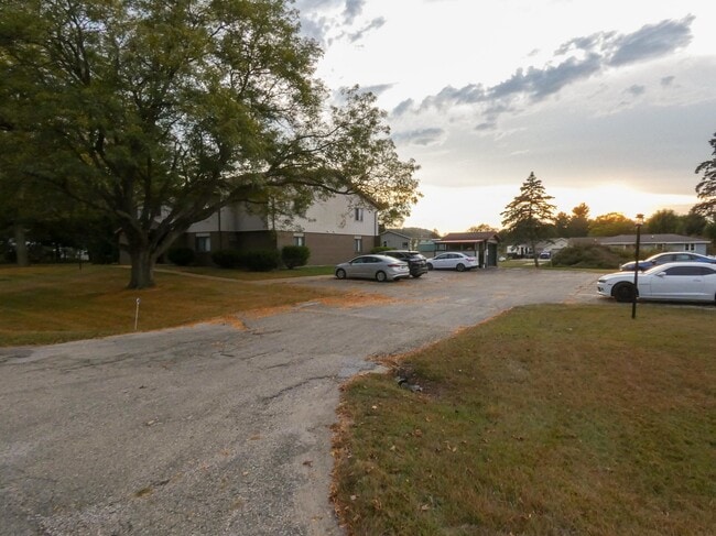 Building Photo - 401 Grant St