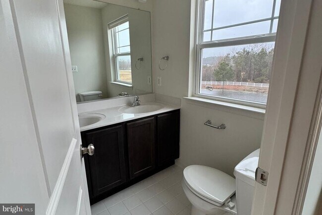 Building Photo - 2541 Westwind Blvd