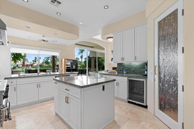 Building Photo - 49584 Montana Way