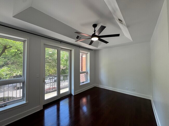 Building Photo - 1347 N Sedgwick St