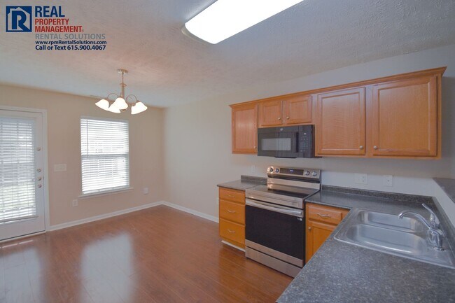 Building Photo - 2817 Painted Pony Dr