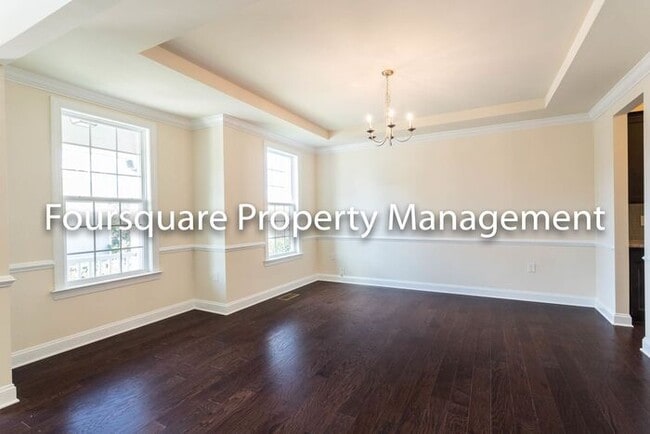 Building Photo - Single Family Home |1st Floor- Guest Suite...