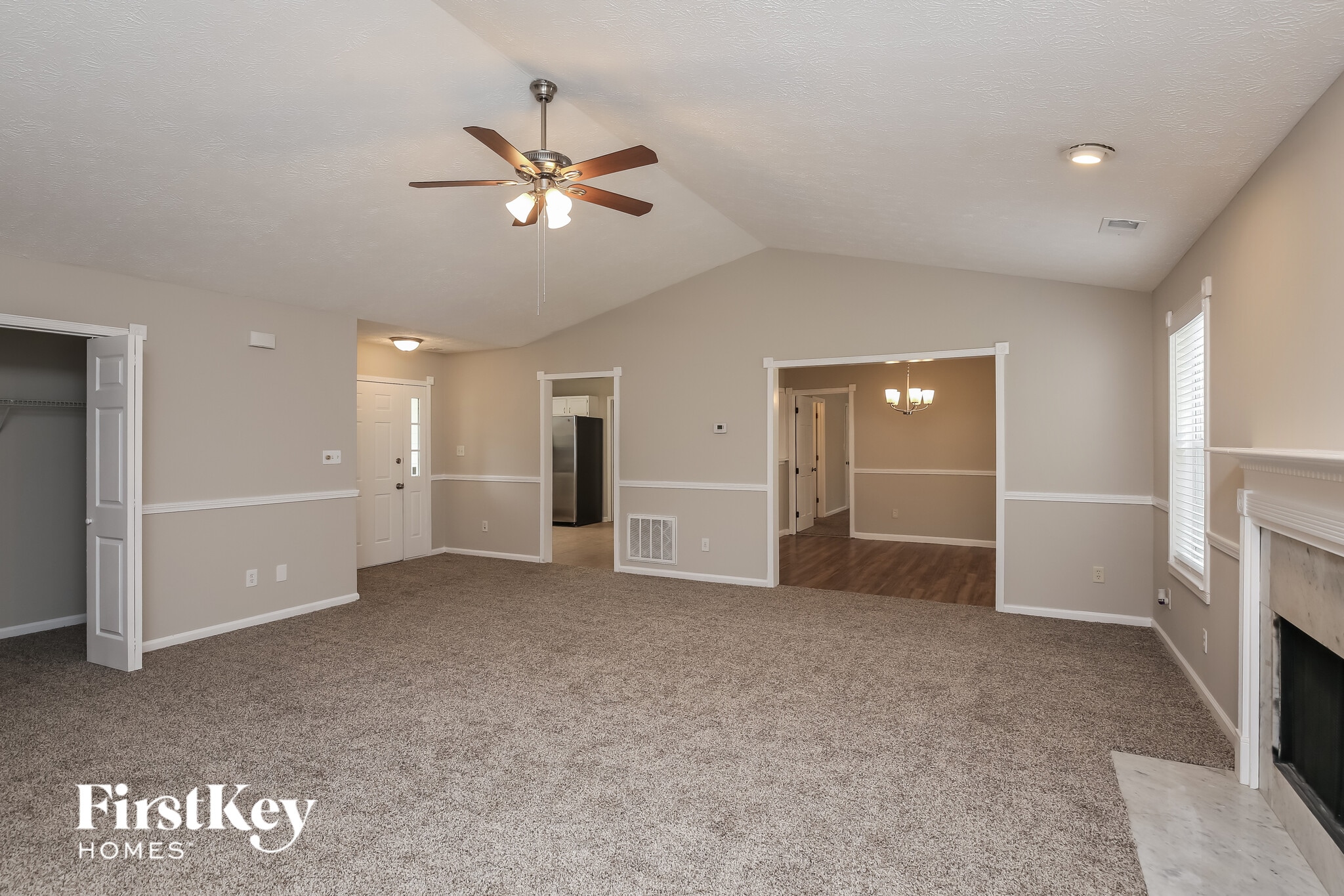 Building Photo - 3920 Valleybrook Ct