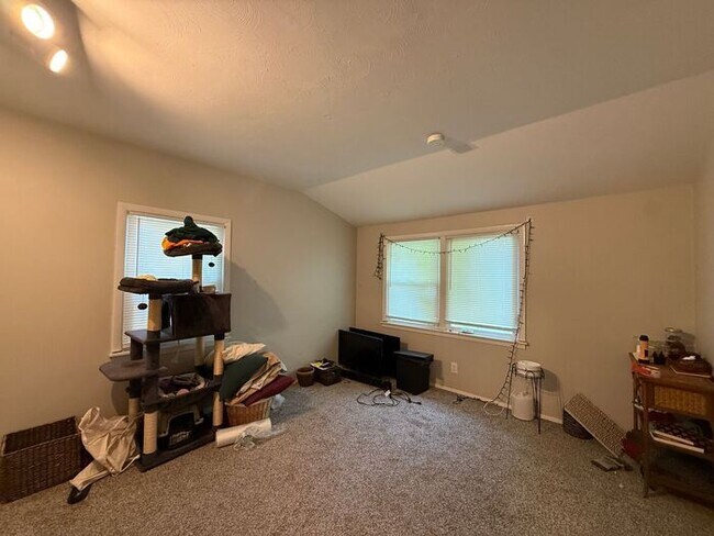 Building Photo - $1,250 | 3 Bedroom, 1 Bathroom Apartment | No Pets | Available for August 1st, 2026 Move in!