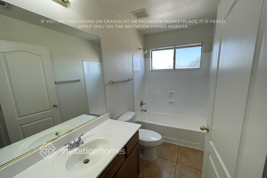 Building Photo - 12437 W Windsor Blvd