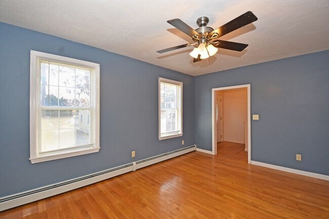 Building Photo - 32 Nelson Way