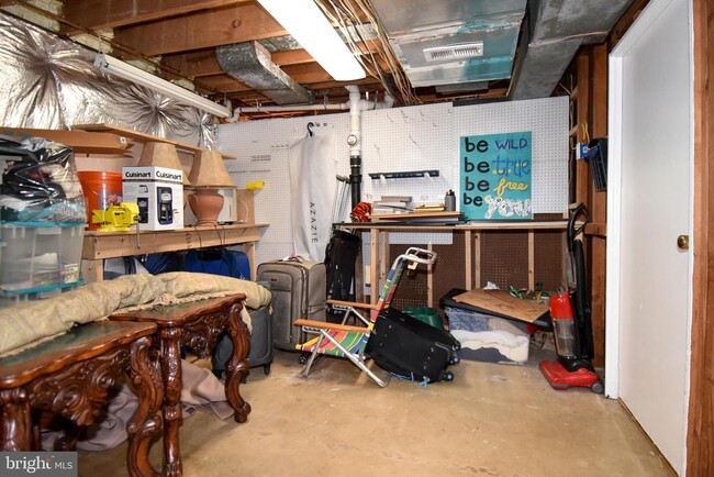 Building Photo - 6246 22nd Rd N