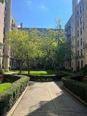 Primary Photo - 1 bedroom in BRONX NY 10462